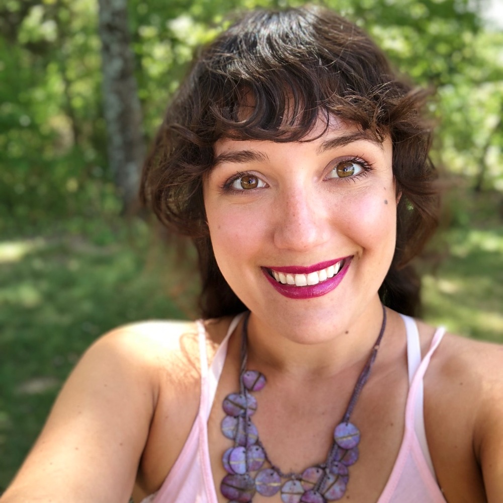 Meet your Posher, Alicia